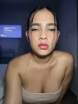 Snapshot of Valery_lux16 chatting on 05-14-26, 11:24 Valery lux16 online show from 05-14-26, 11:24