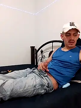 LATINO27CM online show from 10-18-25, 11:40