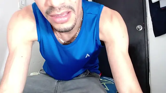 LATINO27CM online show from 03-08-26, 12:27