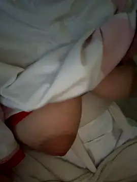 Snapshot of Lolalopez746 chatting on 10-19-25, 10:40 Lolalopez746 online show from 10-19-25, 10:40