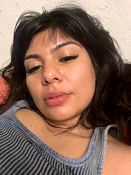 Snapshot of Bulma04 chatting on 11-16-25, 05:45 Bulma04 online show from 11-16-25, 05:45