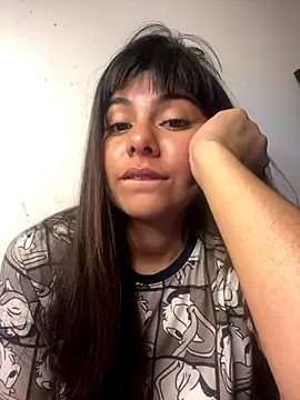 Snapshot of Bulma04 chatting on 11-08-25, 05:00 Bulma04 online show from 11-08-25, 05:00