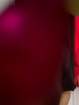 Snapshot of Bulma04 chatting on 11-11-25, 06:58 Bulma04 online show from 11-11-25, 06:58