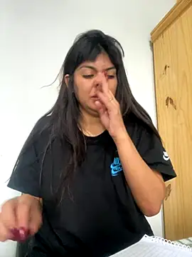 Snapshot of Bulma04 chatting on 11-07-25, 02:43 Bulma04 online show from 11-07-25, 02:43