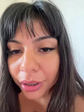 Snapshot of Bulma04 chatting on 02-17-26, 04:26 Bulma04 online show from 02-17-26, 04:26