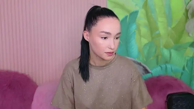 Amanda Choi online show from 10-08-25, 05:31