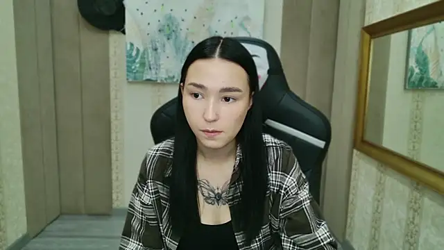 Amanda Choi online show from 10-21-25, 05:51