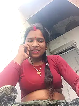 Snapshot of Cuty_prathna chatting on 10-21-25, 03:39 Cuty prathna online show from 10-21-25, 03:39