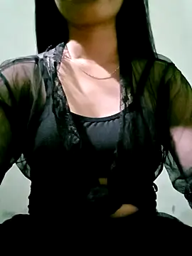 Snapshot of Babydone111 chatting on 10-14-25, 04:24 Babydone111 online show from 10-14-25, 04:24