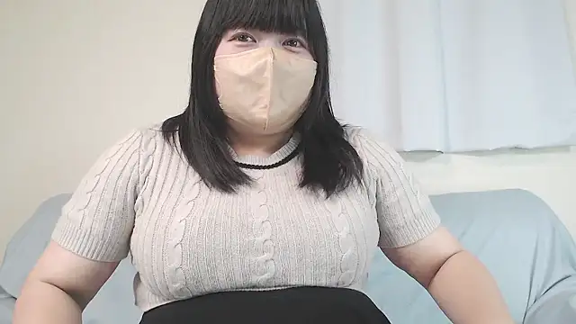 Snapshot of YUA_Fcup_18_ chatting on 10-16-25, 10:45 YUA Fcup 18 online show from 10-16-25, 10:45