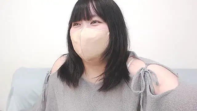 Snapshot of YUA_Fcup_18_ chatting on 09-24-25, 10:33 YUA Fcup 18 online show from 09-24-25, 10:33