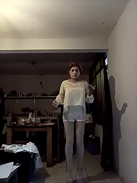 transreyna online show from 02-13-25, 11:06