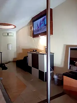 transreyna online show from 01-12-25, 03:28