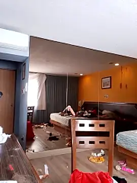 transreyna online show from 01-14-26, 04:54