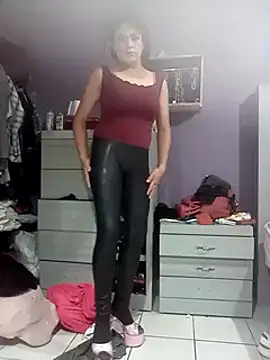 transreyna online show from 09-29-25, 10:33