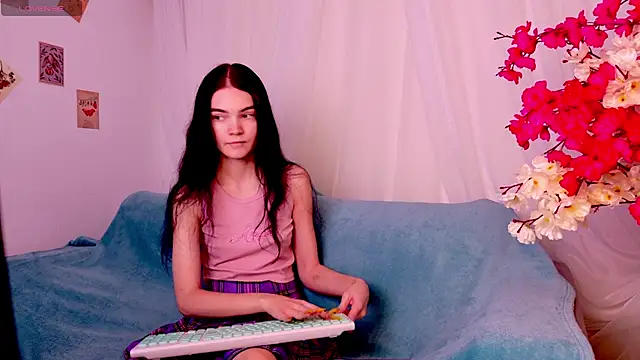  online show from 10-11-25, 06:14