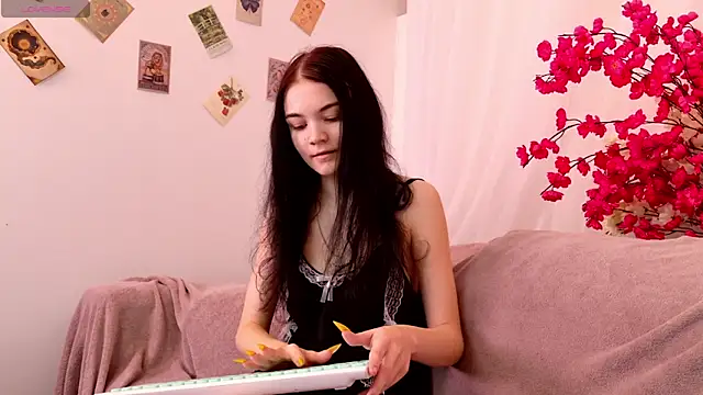  online show from 10-24-25, 06:12