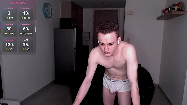 Snapshot of Vaso69_ chatting on 06-24-26, 01:53 Vaso69 online show from 06-24-26, 01:53