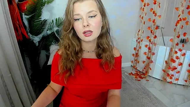 Snapshot of WildeDesiree chatting on 10-22-25, 11:53 WildeDesiree online show from 10-22-25, 11:53