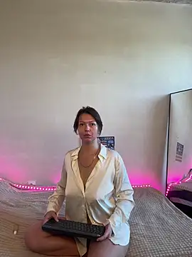 EllaCanny online show from 07-11-26, 06:03