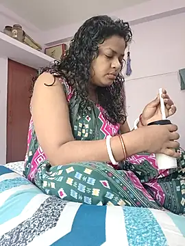 Deborbhavi222 online show from 04-07-26, 08:38