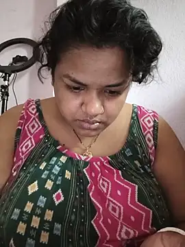 Deborbhavi222 online show from 06-10-26, 03:52