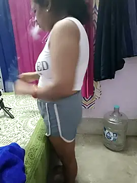 Deborbhavi222 online show from 12-15-25, 11:49