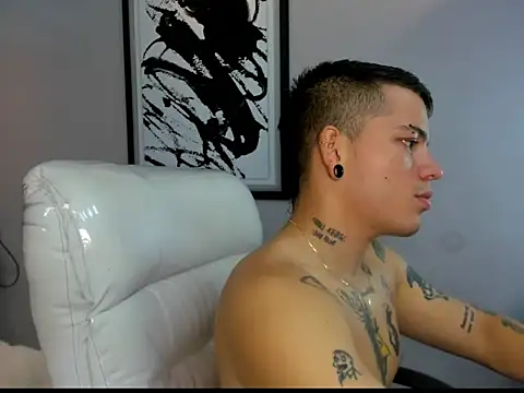 wildthor26 online show from 10-01-25, 04:50