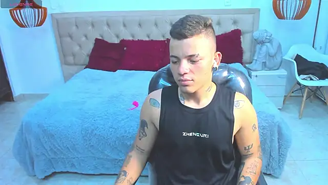 wildthor26 online show from 02-06-26, 03:24