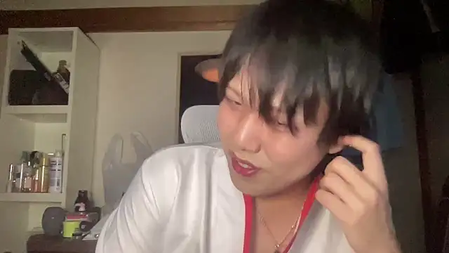 nuu1 221 online show from 10-25-25, 05:57