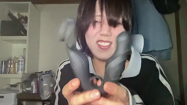 nuu1 221 online show from 09-28-25, 08:49