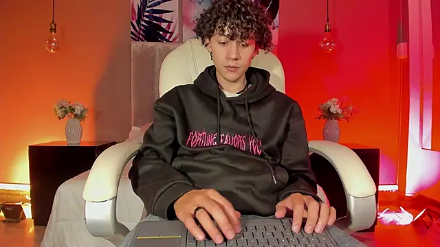 Helios Obscuro online show from 11-09-25, 03:10