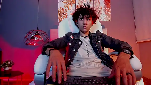 Helios Obscuro online show from 11-11-25, 05:35