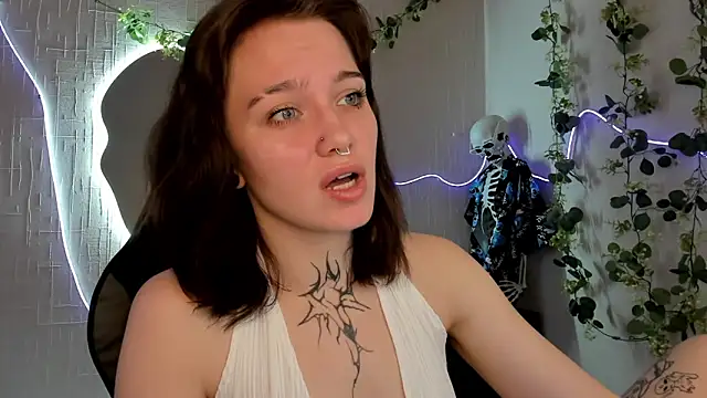 Elastikisss online show from 04-27-26, 03:59