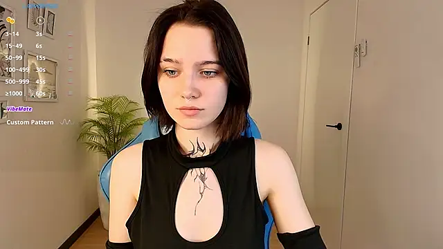 Elastikisss online show from 11-24-25, 01:49