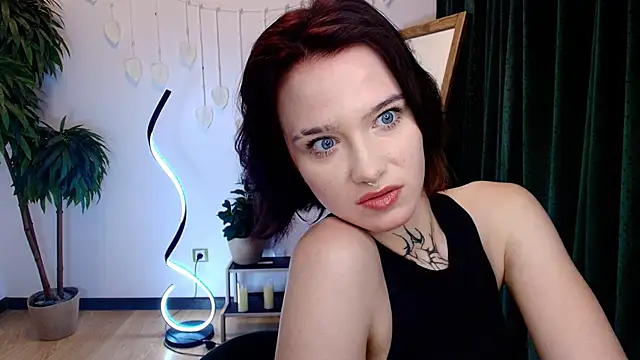 Elastikisss online show from 10-16-25, 02:31