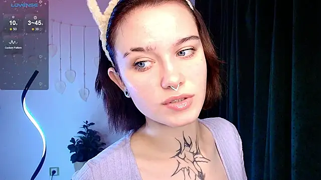 Elastikisss online show from 10-13-25, 02:35