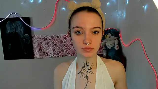 Snapshot of Elastikisss chatting on 02-20-26, 05:15 Elastikisss online show from 02-20-26, 05:15