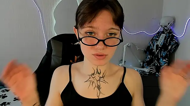 Elastikisss online show from 04-02-26, 06:42