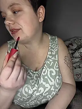 Katy2323 online show from 12-17-25, 09:09