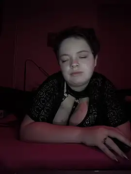 Katy2323 online show from 12-19-25, 08:22