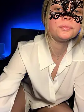 Cherrycolada online show from 01-09-26, 10:17