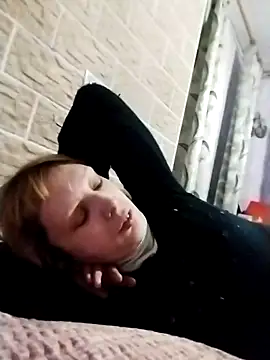 Ponka2011 online show from 11-28-25, 06:35