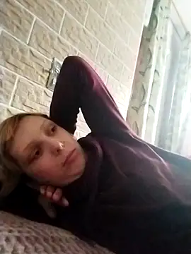 Ponka2011 online show from 11-15-25, 06:50