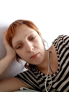 Snapshot of Ponka2011 chatting on 06-01-26, 04:35 Ponka2011 online show from 06-01-26, 04:35