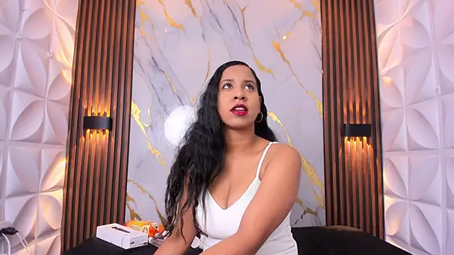 Snapshot of Taira_Bms chatting on 10-30-25, 04:11 Taira Bms online show from 10-30-25, 04:11