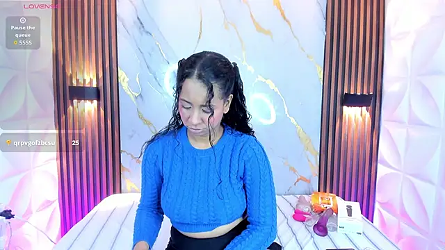 Snapshot of Taira_Bms chatting on 11-29-25, 03:39 Taira Bms online show from 11-29-25, 03:39