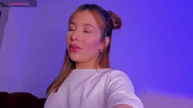 nicol gw7 online show from 04-19-26, 03:18