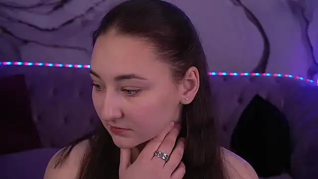 SashaDuvalle online show from 09-27-25, 06:41