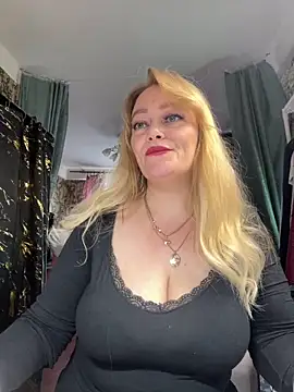 Sweet-blonde online show from 03-23-26, 01:44